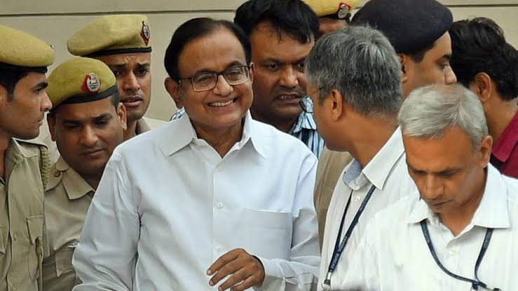 ‘On day of shooting’: Chidambaram questions extension to Delhi Police chief