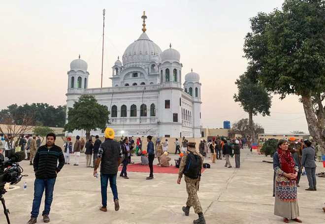24 Hindu pilgrims leave for Katas Raj temple complex in Pakistan