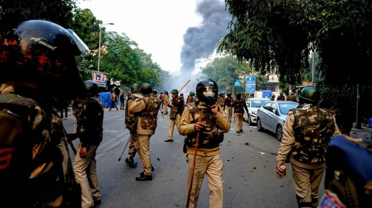 Delhi Police start probe into Sunday’s shooting near Jamia University