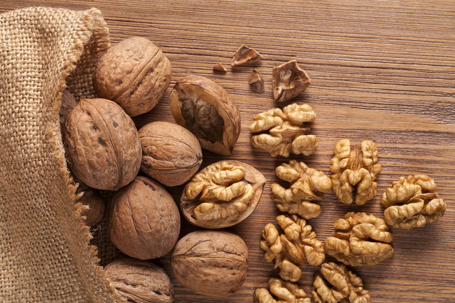 Eat walnuts regularly for healthy ageing.