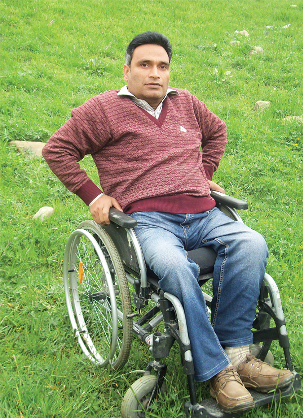 Specially-abled social worker Javed Tak to get Padma Shri