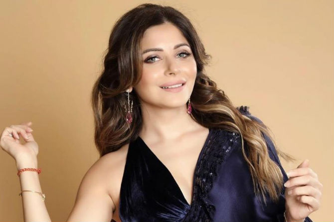 Kanika Kapoor to be interrogated by cops post 14-day quarantine.