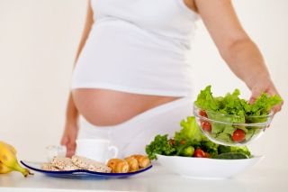 9 highly-nutritious foods that every pregnant woman should nosh on.